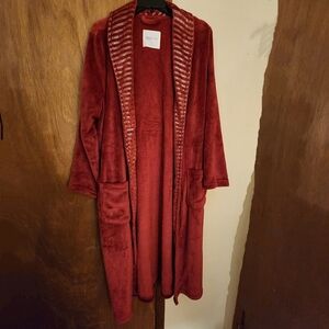 Cuddl Duds Red Crushed Velour Robe with Pockets Size L